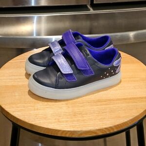 Light up sneakers toddler size 9